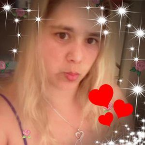 Meet your Posher, Deisy